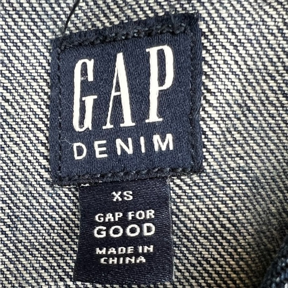 GAP Women’s Classic Icon Denim Blue Jean Jacket - Size XS - Picture 8 of 11